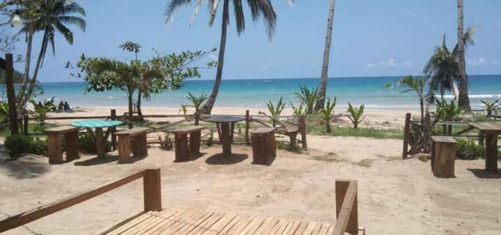 Why Not Restobar Cottages ซาบัง ภายนอก รูปภาพ