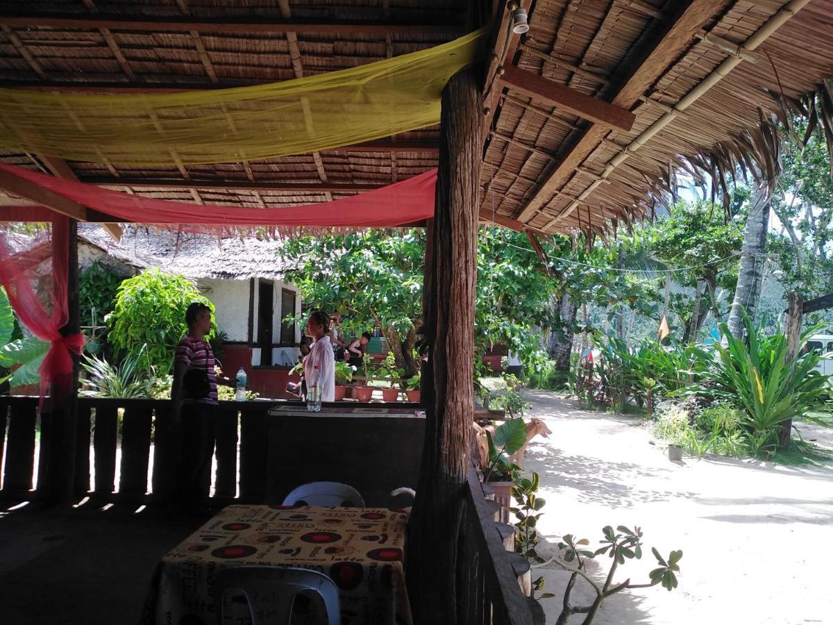 Why Not Restobar Cottages ซาบัง ภายนอก รูปภาพ